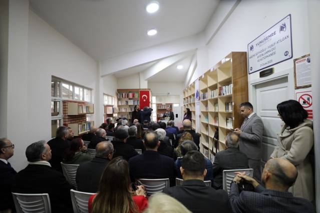 Yunusemre Belediyesi, Uğur Mumcu Kütüphanesi’nde Rasime Şeyhoğlu-Yusuf Atılgan Aydınlanma Evi oluşturdu. Belediye Başkanı Semih Balaban’ın ev sahipliğini yaptığı açılışa ünlü yazarlar Kemal Anadol ve Recai Şeyhoğlu da katıldı.