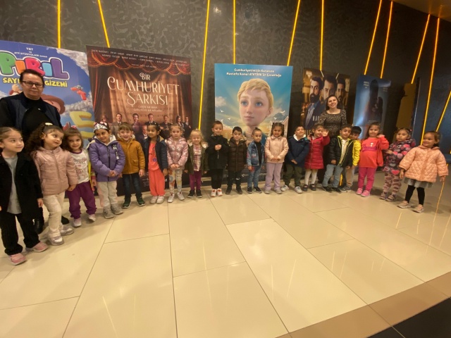 “Atatürk’ümüzün ışığından ayrılmayan nesiller yetiştirmeye devam edeceğiz”