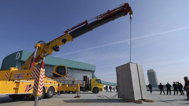 Türkiye'nin yer altı zenginliklerini "Hayatımız Maden" mottosuyla ekonomiye kazandıran Ege Maden İhracatçıları Birliği olarak, 2019 yılını yüzde 3'lük ihracat artış hızıyla 946 milyon dolar döviz geliri ile geride bıraktık.