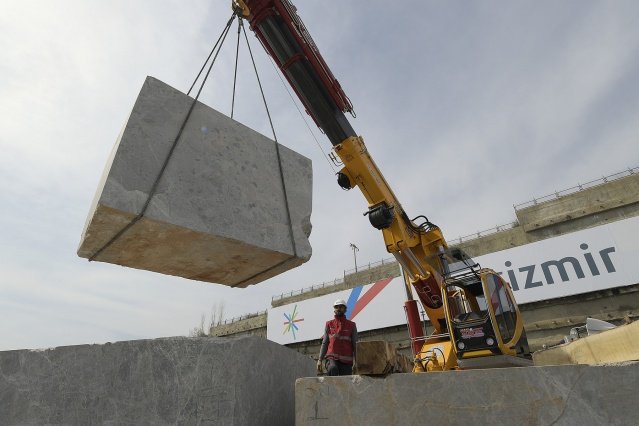 2020 yılının Ocak - Haziran aralığında, Ege Maden İhracatçıları Birliğimizin kayda aldığı maden ihracatı 2019 yılının Ocak – Mayıs dönemine göre yüzde 7 azalış ile 420 milyon, Doğaltaş ihracatı ise yüzde 11 azalış ile 250 milyon dolar olarak gerçekleşti.