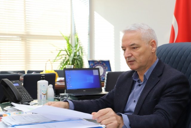 Saruhanlı ilçesinin genel nüfusu, bir önceki yıla göre 630 kişi artarak 55 bin 970 oldu. İlçe merkezinin nüfusu ise geçen yıla göre Bin 191 kişi artarak 22 bin 400'e yükseldi. 

Türkiye İstatistik Kurumu (TÜİK) Adrese Dayalı Nüfus Kayıt Sistemi 2020 yılı sonuçlarını açıkladı.