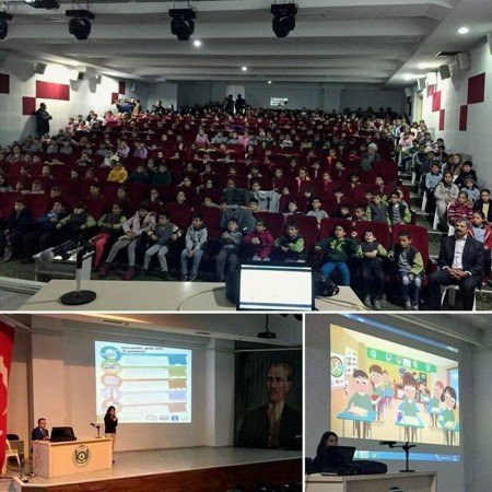 Demirci ilçesinde İlçe Gıda Tarım ve Hayvancılık İlçe Müdürlüğü ekipleri tarafından öğrencilere farkındalık eğitimi verildi.
İlçe Gıda Tarım ve Hayvancılık Müdürü İslam Köse, “5996 sayılı Kanun çerçevesinde Gıda Tarım ve Hayvancılık Bakanlığı tarafından gerçekleştirilen gıda denetimlerinin yanı sıra, gıda denetiminin bir ayağı da bilinçli tüketicinin gerçekleştirildiği denetimdir. Şüphesiz bir yerlerde bu bilincin yerleşmesi daha okul sıralarında alacakları eğitimlerle sağlıklı ve kalıcı olacaktır. Bu bağlamda, İlçe Gıda Tarım ve Hayvancılık Müdürlüğü Gıda Mühendisleri tarafından İlçemiz İlköğretim okulları 3. ve 4. sınıf öğrencilerine Demirci Ticaret ve Kültür Merkezi Konferans salonunda, ‘ Bilinçli Gıda Tüketicisi ve Beslenme Eğitimi’ verildi. Eğitime yaklaşık 350 öğrenci ve sınıf öğretmenleri katılım sağladı. Eğitimde gıda, güvenilir gıda, gıda zehirlenmesi, tüketici olarak nelere dikkat edilmeli, beslenme koşulları, sağlıklı beslenme, hijyen Alo Gıda (174) ve ekmek israfı konularına değinildi. Renkli sunumlar, video gösterileri, küçük hikâyeler ve soru cevap şeklinde geçen sonum öğrenciler tarafından oldukça ilgi gördü.”