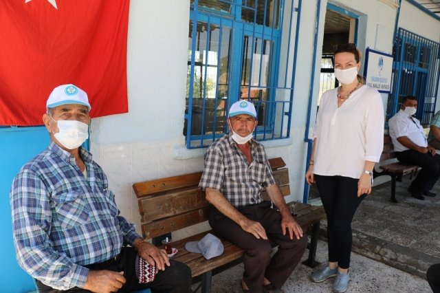 Yapılan ziyarette Manisa Büyükşehir Belediyesi Muhtarlık İşleri Dairesi Başkanlığı Mahalle Hizmetleri Şube Müdürü Nuray Çevirmeci ve mahalle muhtarları bulundu. Yapılan 15 kilometrelik sathi kaplama çalışmasıyla birlikte, Bağyolu, Avdal ve Osmancalı Mahalleleri birbirlerine daha sağlıklı ve güvenli bir yolla birbirlerine bağlanıyorlar.