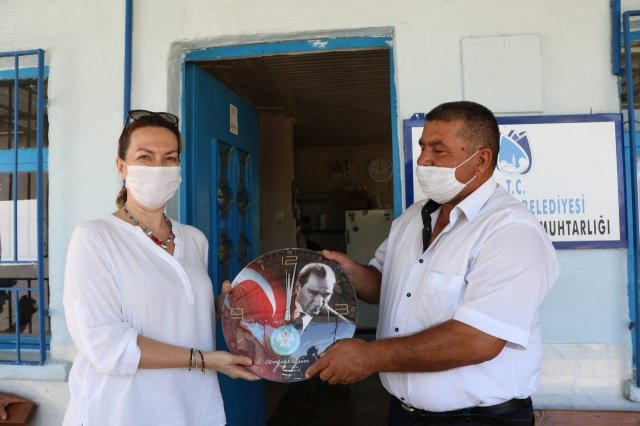 Mahalle muhtarları, ihtiyaç duydukları yol yapım çalışmalarının tamamlanmış olması nedeniyle başta Manisa Büyükşehir Belediye Başkanı Cengiz Ergün olmak üzere, emeği geçen herkese teşekkür etti.