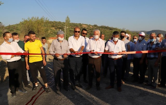Bu doğrultuda açılışını gerçekleştirdikleri tagın mahalleye hayırlı olmasını dileyen ve ay, yıldızı Saruhanlı'nın dört bit yanına kazıyacaklarını ifade eden Bilgin şunları söyledi;