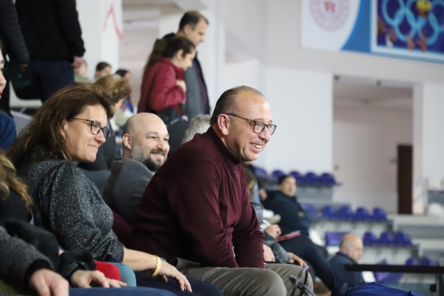 Turgutlu Belediyesi Kadın Voleybol Takımı ligdeki 8. galibiyetini de elde etmiş oldu.