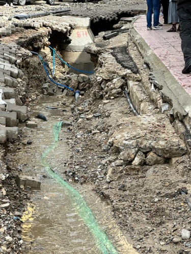 Yaralının olmadığı yağışlarda ilçenin kanalizasyon hatti doldu, İtfaiye meydanında yaklaşık 2 metre yüksekliğinde su birikte, araçlar ve vatandaşlar aşırı yağışlardan olumsuz yönde etkilendi.