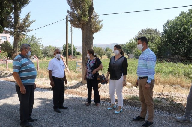 Kayapınar Mahallesi Muhtarı Muhlis Çelik; “Bizim bu yolumuz eskiden çok kötüydü. Yolun çevresindeki mahalleler ve evler bu yoldan çok rahatsızdı. Sevgili başkanımız Cengiz Ergün buna bir el attı. Ve sonuç çok güzel oldu, insanlar çok memnun kaldı” ifadelerini kullandı.