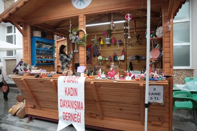 Kadın Dernekleri yöneticileri de uzun yıllardır bekledikleri hizmeti hayata geçiren Belediye Başkanı Besim Dutlulu’ya teşekkürlerini ilettiler.