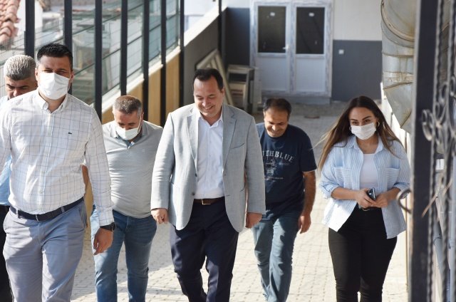 Özgecan Aslan kültür salonu adını vereceğimiz salonumuz, ezilen, yakılan, öldürülen Canlarımızın salonu olacak. Emeği geçen tüm canların eline sağlık. Biz yöneticiler gelip geçiciyiz; fakat yapılan hizmetler ömür boyu kalıcı olacaklar. Cem evi yönetimim adına Besim Dutlulu başkanımıza ve ekibine çok teşekkür ederim” ifadelerini kullandı.