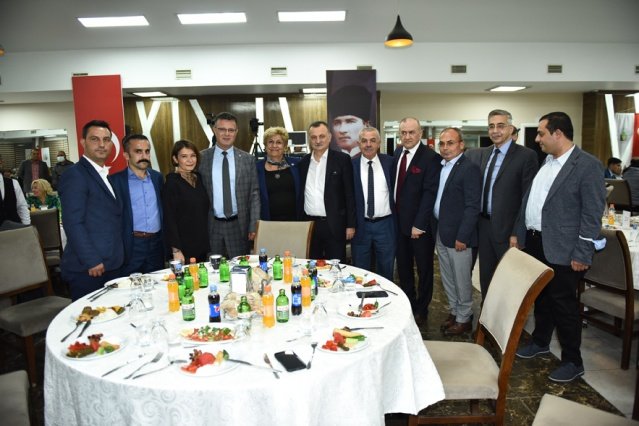 Aradan geçen 1,5 yıllık zorlu süreçten sonra, daha geniş bir hemşeri kitlesini kucaklayan Kemaliyeliler Derneği, gücünü hemşerileriyle daha da artırmak için bir başka etkinliğe imza attı.