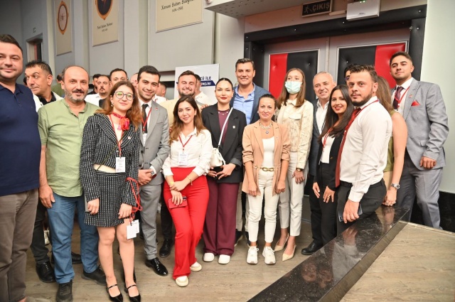 “Aydınlık Bir Geleceği Hep Birlikte İnşa Edeceğiz”