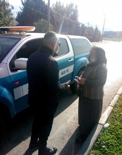 Kadın ve çocukların ağırlıklı olduğu duygu istismarcıları, Zabıta Dairesi Başkanlığına götürüldü.