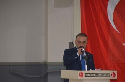 Manisa'nın Demirci ilçesinde yapılan MHP İlçe Kongresinde başkanlığa Ümit Kanyılmaz seçildi.