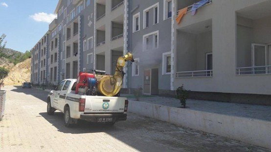 Demirci’de ‘Afrika Hastalığı’na Karşı İlaçlama