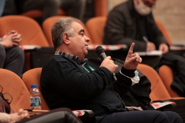 Akhisar Belediye Başkanı Besim Dutlulu, ilçedeki yerel ve ulusal basın temsilcileri ile buluşarak yılsonu değerlendirme toplantısı yaptı. Toplantıda Başkan Besim Dutlulu, gazetecilerin sorularını tüm şeffaflığıyla cevapladı.