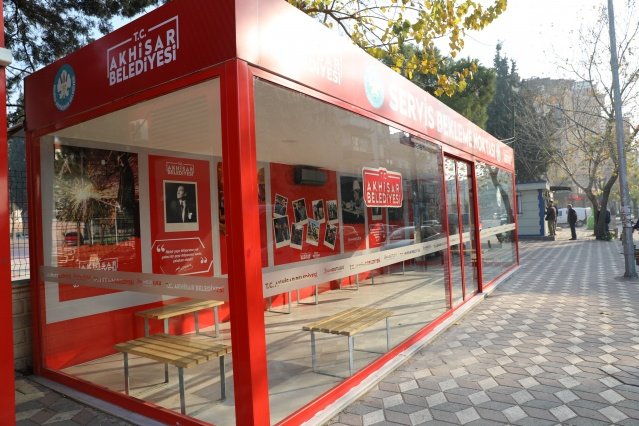 Efendi Mahallesi’nde çınarlı kapı mevki, Cumhuriyet Mahallesi’nde havuzlu kahveler mevki, Kethüda Mahallesi’nde Lise kavşağı, Reşatbey Mahallesi Tütüncü Kız Heykeli ve Süleymanlı Mahallesinde ise eski belediye önünde Servis Bekleme Noktaları faaliyete geçti.