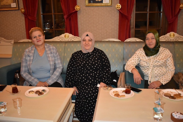 Konuşmacı olarak katılan MCBÜ  İnsan ve Toplum Bilimleri Fakültesi Tarih Bölümü Başkanı Prof. Dr. Nurettin Gülmez ise "Manisa Gördesliler Derneğini kutluyorum. Güzel bir etkinlik oldu. Vatana millete sahip çıkmanın yolu bu ülkenin kahramanlarına sahip çıkmaktır. Bu ülkeye hizmet edenlere sahip çıkmaktır.Şehitlerimiz vatan için canlarını kanları veda ettiler. O yüzden bizler bugün öyle varız.  Biz şehitlerimize sahip çıkmazsak vatan için şehit olacak gazi olacak insan bulamayız. Bu vatan şehitlerimizin ve gazilerimizin omuzları üzerinde devam ediyor. Bu tür etkinlikleri yapmak insanları bilinçlendirmek çok önemli. Bazı şeyleri unutuyoruz. Herkes biliyor diye düşünüyoruz ama herkes bilmiyor. Bazı şeyleri bilsek de hatırlatmakta yarar var. Bu etkinlik yapıldığı için  Manisa Gördesliler Derneği  yönetimine teşekkür ederim" dedi.
