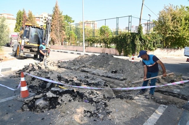 Manisa Su ve Kanalizasyon İdaresi (MASKİ) Genel Müdürlüğü, yerel bir gazete yer alan ve Fikri Bayrıl Spor Tesislerinin olduğu bölgede gereksiz kazı yapılıyor iddialarını yanıtladı.