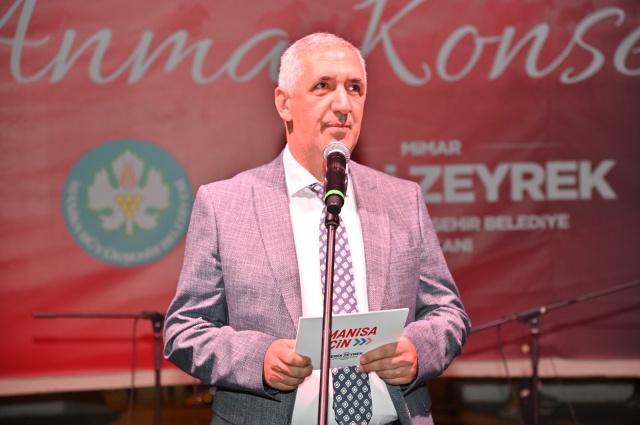 Başkan Zeyrek Yangın Bölgesinde Bulunduğu için Programa Katılmadı

Genel Sekreter Yardımcısı Ali Kılıç yaptığı açılış konuşmasında şunları söyledi: “Hacı Bektaş Veli’nin öğretileri, yüzyıllardır olduğu gibi bugün de bize ışık tutuyor. Onu anmak ve anlamak, toplum olarak bir arada huzur içinde yaşamanın anahtarıdır.”