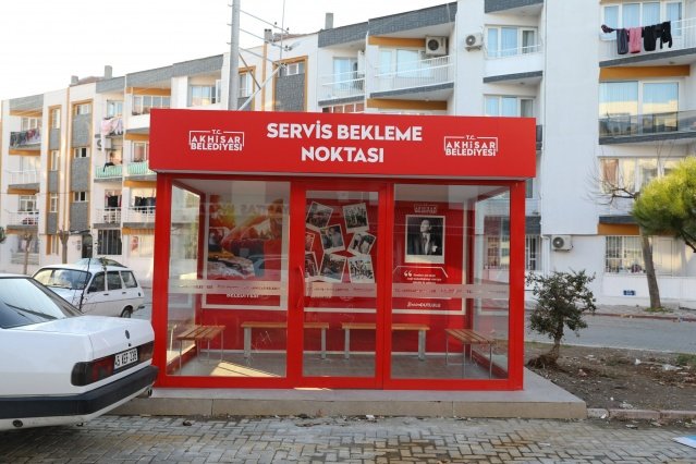 Akhisar Belediye Başkanı Besim Dutlulu’nun önem verdiği projeler arasında yer alan kapalı işçi bekleme noktası sayısı 5’e çıktı.
