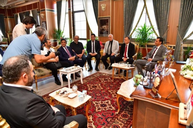 ‘TAKIM KAPTANI OLARAK GÜZEL BİR EKİP LİDERLİĞİ YAPIYOR’