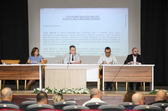 Biz de daha önce AK Partili yönetimin yaptığı uygulamayı yaparak pazaryerlerimizi Pazarcılar Odası’na emanet ediyoruz. Elbette zabıta kontrolü bizde olmak kaydıyla. Bununla ilgili belediye başkanımıza yetki vereceğiz” dedi. Madde CHP, AK Parti ve İYİ Parti’nin kabul; MHP’nin çekimser oyu ile kabul edildi. Meclis toplantısında söz alan Yunusemre Kent Konseyi Başkanı Bektaş Kılınç da söz alarak mahalle meclislerinin kuruluşu hakkında bilgi verdi, yönetimini tanıttı. Ekim ayı meclis toplantısı 1 Ekim Salı günü saat 18.00’de yapılması kararlaştırıldı.