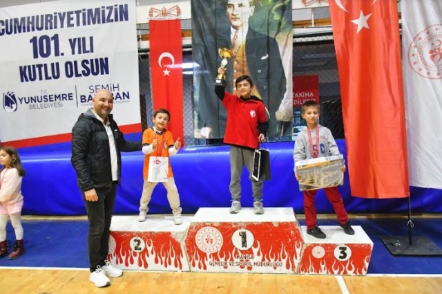 Dereceler şöyle oluştu: 7 yaş kategorisi: Ata Yürüksoy birinci, Kıvanç Aklar ikinci, Doruk Çalışkan üçüncü. 7 yaş kızlar: Milda Tümer birinci, Kübra Oçal ikinci, Defne Savran üçüncü. 8 yaş kategorisi: Özgür Aslanboğa birinci, Kağan Bilge Gönültaş ikinci, Tuğra Yazgöz üçüncü. 8 yaş kızlar: Deniz İzmir Coğuplugil birinci, İlbilge Keçelioğlu ikinci, Cemre Manavoğlu üçüncü. 9 yaş kategorisi: Dora Söbeli birinci, Sencer Mersin ikinci, Arda Topçuoğlu üçüncü. 9 yaş kızlar: İnci Muratoğlu birinci, Zeynep Su Karınca ikinci, Zeynep Zeybek üçüncü. 10 yaş kategorisi: Kaan Yusuf Ünsal birinci, Ayaz Vatan Özen ikinci, Yiğitalp Şahin üçüncü. 10 yaş kızlar: Miray Demirbaş birinci, Nisa Bayraktar ikinci, Elif Öykü Kocabaş üçüncü. 12 yaş ve altı kategorisi: Faik Kılıç birinci, Mete Dağgül ikinci, Doruk Efe Tuzlutaş üçüncü.