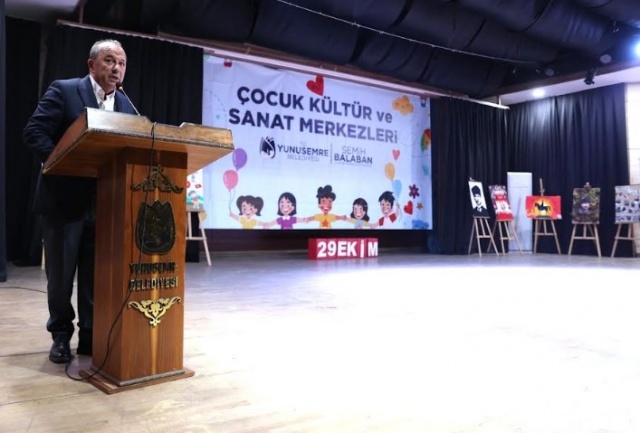 Yunusemre Belediyesi bünyesinde bulunan Muradiye, Barbaros, Güzelyurt ve Kaynak Çocuk Kültür ve Sanat Merkezleri ile Özel Manisa Yunusemre Anaokulu öğrencileri Cumhuriyetimizin 101. Yılını büyük bir coşkuyla ve heyecanla kutladı. Etkinlik kapsamında öğrenciler 29 Ekim Cumhuriyet Bayramını şarkılar ve danslarla kutladı.