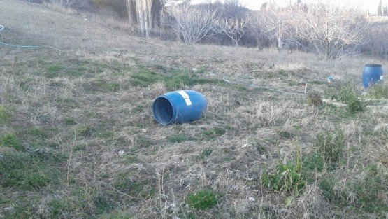 SATILIK TARLA
Demirci Bahçeler Mahallesi Kanlıçukur mevkiinde bulunan, içine araç ile rahatlıkla girilebilen, içerisinde suyu mevcut, istek halinde yol yakınlığı nedeniyle elektrik alınmaya da çok müsait, içerisinde 50 ye yakın Antep fıstığı ağacı dikili, şehre yakınlığı nedeniyle hobi bahçesi olarak da kullanıma çok uygun olan 4 dönüm tarla satılıktır.
Almak isteyenlerin 0 542 307 51 72 numaralı telefonu arayarak bilgi almaları ilan olunur.