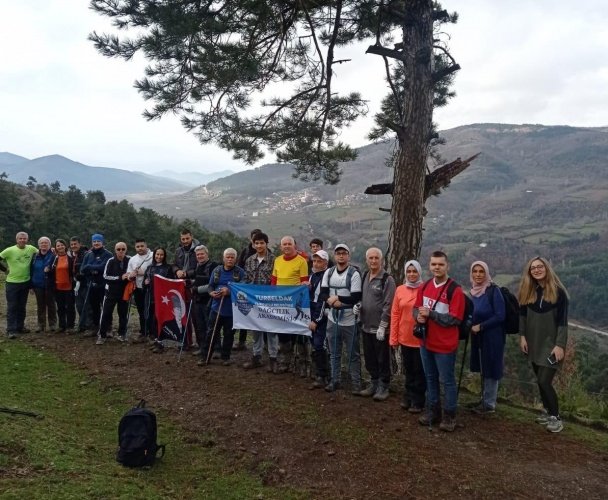 Turgutlu Belediyesi Dağcılık Akademisi (TURBELDAK), 8 Mart Dünya Emekçi Kadınlar Günü’nü düzenlediği yürüyüş etkinliği ile kutladı.