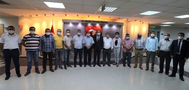 Turgutlu Belediyesi Meclis Salonunda düzenlenen imza törenine Turgutlu Belediye Başkanı Çetin Akın, Başkan Yardımcıları Ahmet Daşkan, Evren Erbaş Ser, Mithat Erden, Turgutlu Belediyesi Personel A.Ş. Genel Müdürü Orhan Eratıcı, Belediye-İş Sendikası Manisa Şube Başkanı Gökay Zengin, daire müdürleri ve belediye personeli katıldı.