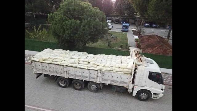 Müştekiler ifadelerinin alınmasını müteakip serbest bırakılmıştır. Sahte gübreler İlçe Tarım Müdürlüğüne teslim edilmiş olup, şüpheli E.K. isimli şahsı yakalama çalışmaları devam etmektedir.
