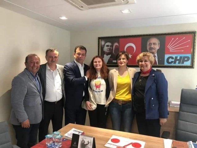 CHP Manisa İl Başkanı Semih Balaban, CHP Şehzadeler İlçe Başkanı Hakan Gürtunca ve CHP İl Kadın Kolları Başkanı Şadiye Uysal ile birlikte hakkında 4 yıl 11 ay hapis cezası verilen hapis cezası bitene kadar siyasi yasak getirilen CHP İstanbul İl Başkanı Canan Kaftancıoğlu’nu ziyaret ederek birlik ve beraberlik mesajı verdi.