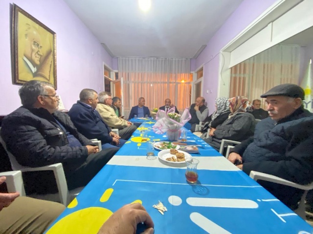 Ülkemiz son evre kanser döneminde ve bu her alanda hissediliyor. 14 Mayıs ülkemizin ameliyat tarihidir bende tecrübeli bir cerrah olarak bu ameliyat ekibinde yer almak için desteklerinizi bekliyorum.