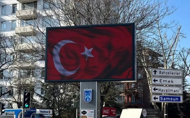 PKK elebaşı Abdullah Öcalan'ın çağrısı Türkiye'nin en çok konuşulan konusu oldu. Süreç MHP lideri Devlet Bahçeli'nin çağrısıyla başlamıştı.