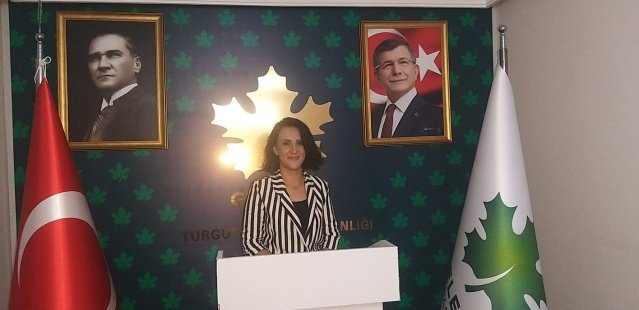 Gelecek Partisi Turgutlu İlçe Başkanlığı binasında yapılan ilçe kongresine Gelecek Partisi Manisa İl Başkanı Mustafa Keskin, İl Gençlik Kolları Başkanı Sinan Atsan, partililer ve çok sayıda davetli katıldı.