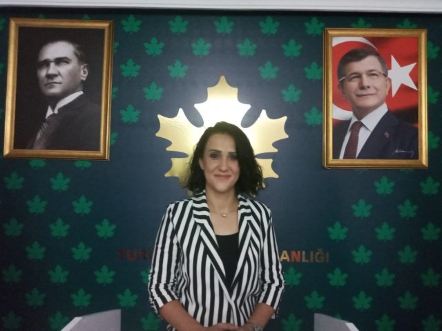 Manisa'nın Turgutlu ilçesinde yapılan Gelecek Partisi İlçe Kongresinde başkanlığa Semiha Gürel seçildi.