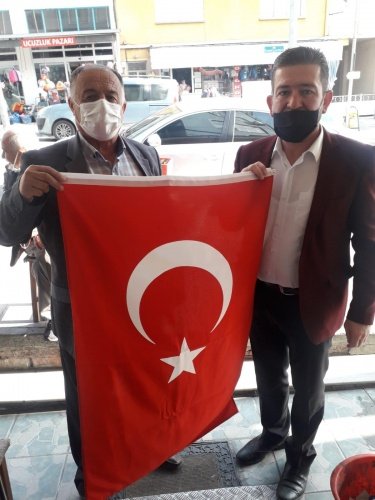 Cumhuriyet’in ülkesine, milletine ve geleceğine inanan milletimizin; eşitlik, özgürlük ve çağdaş demokrasi temelleri üzerine kurulmuş ve inşası milletimizin iradesi olan değerli bir eserdir. Demokratik, laik, sosyal bir hukuk devleti olan Türkiye Cumhuriyeti; dil, din, ırk, inanç ve cinsiyet farkı gözetmeksizin bütün vatandaşlarımızın ortak adı olmaya bugün olduğu gibi yarın da devam edecektir.