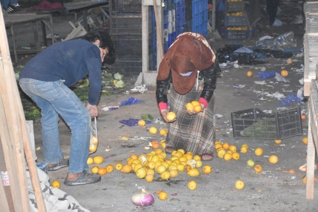 Yer Manisa'nın Turgutlu ilçesi Pazartesi Pazarı