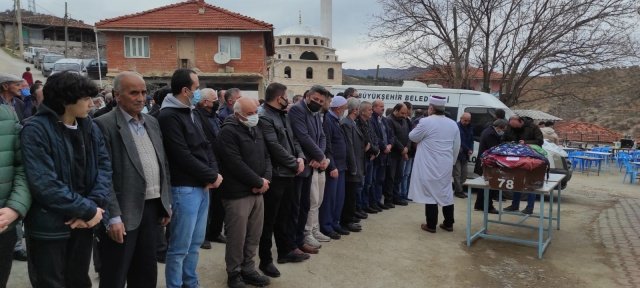 Manisa Son Haber olarak genç kızımıza Allah'tan rahmet, sevenlerine, ailesine ve spor camiasına başsağlığı diliyoruz.
