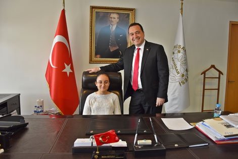 Şehit Kızı Belediye Başkanı oldu