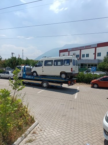 İl genelinde vatandaşların huzur ve güveni için yoğun bir çalışma yürüten Manisa Büyükşehir Belediyesi Zabıta Dairesi Başkanlığı, Emniyet Müdürlüğü işbirliğiyle bir operasyon daha gerçekleştirdi.
