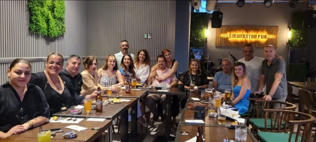 Toplantıya İzmir Karşıyaka Lions Kulübü Başkanı Deniz Pekmez, Alaçatı Brunch Lions Kulübü Başkanı Neslihan Karayılan ve üyeleri de katıldı. 
 Keyifle geçen Temmuz ayı toplantısında başkan ve kulüp üyeleri dönem çalışmalarını planladı. Yeni projelerin hazırlıkları yapılarak daha önceden gelen miras projelerin sürdürülmesi, çocuklar, kadınlar, açlık, diyabet, çocukluk çağı kanserleri gibi ö konular öncelikli konular arasında seçildi. "Önce dostluk "diyerek toplantı sona erdi. 
--