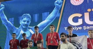 YUNUSEMRELİ GÜREŞÇİLER TÜRKİYE ŞAMPİYONU OLDU