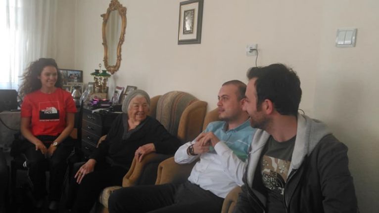 Yazar Muazzez Akın gençlik haftasında gençleri kendine hayran bıraktı