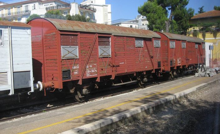 Tren vagonunda 7 kişi tecavüz etti dedi skandal patladı