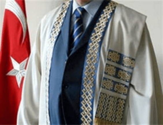 Rektör Adayları Ne Yazık Ki Derneklerin, Cemiyetlerin, Vakıfların, Siyasetçilerin Peşinde Koşuyor