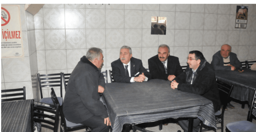 Kahvelerde, Kağıt ve Taş ile Oynanan Oyunlara İzin Verilecek mi?
