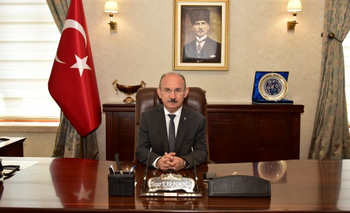 Vali Karadeniz "hijyen, maske ve fiziksel mesafe tedbirlerine titizlikle uyulması gerekmektedir"